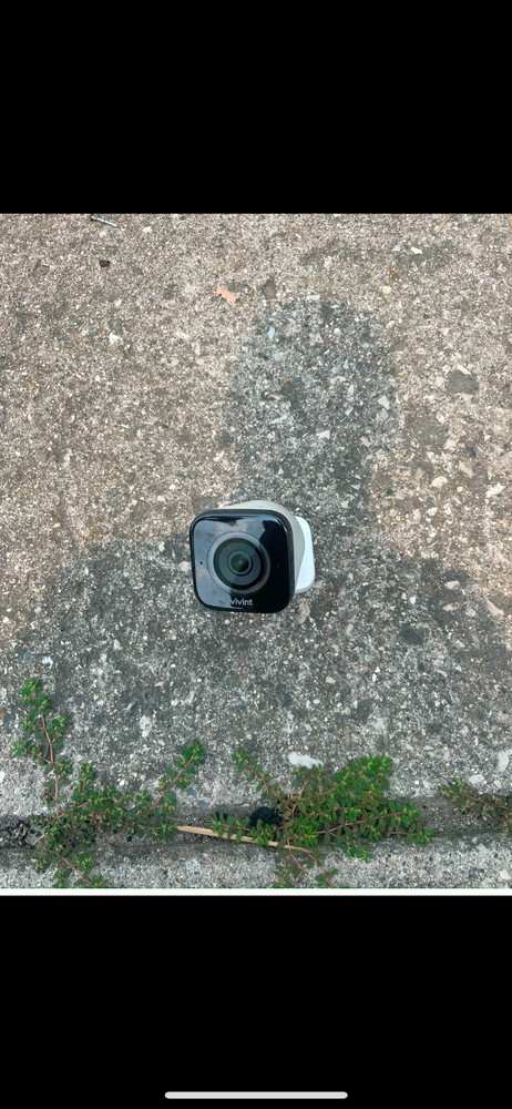 Vivint Outdoor Camera Pro Gen 2 FHD 1080p White VS-ODC350-WHT