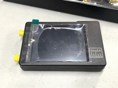 2.8in Display 100kHz to960MHz Hand held Tiny Spectrum Analyzer with ESD Proteced