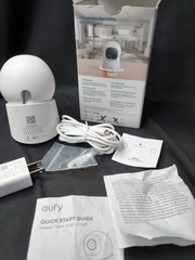£eufy T8W11121-4 Security Solo Indoor Cam C220 Wired 2K Surveillance Camera (D2)