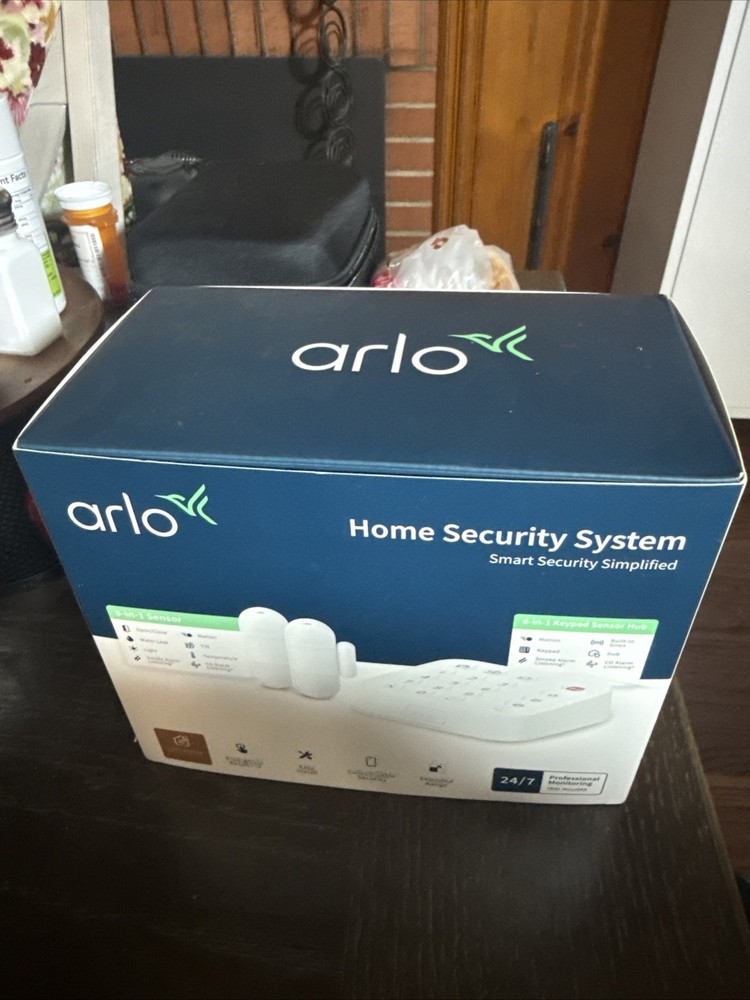 Arlo Home Security System 6-in-1 2 Sensor 8-in-1 Keypad Sensor Hub