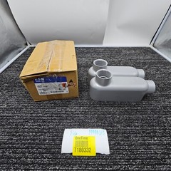 (QTY 2) Eaton LB45 Crouse-Hinds 1-1/4″ Conduit Bodies Metallic Outlet Box