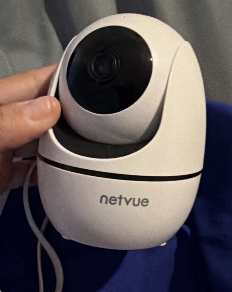 Netvue Wi-Fi Home Security Camera Indoor Pan/Tilt – Powers On Only / As-Is