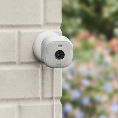 Blink BCM00300U Mini Indoor Plug-in Smart Surveillance Camera