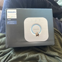 NIB Philips Hue Bridge Personal Wireless Lighting Central Control 458471