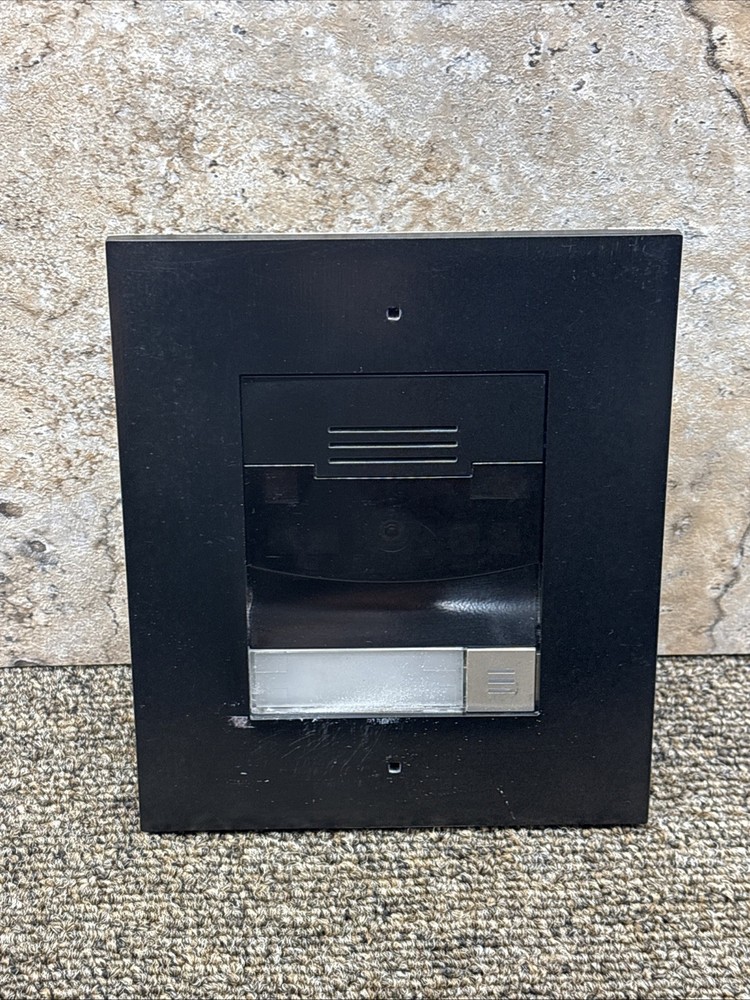 Savant 2N IP Verso Intercom Door Station Camera SOSA-301C With Mounting 87973