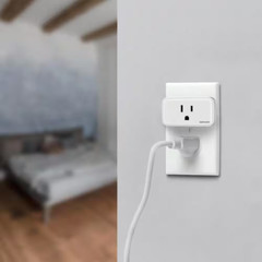 Volt Indoor Smart Plug & Timer Wi-Fi Bluetooth Single Outlet Powered by Hubspace