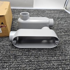 (QTY 2) Eaton LB45 Crouse-Hinds 1-1/4″ Conduit Bodies Metallic Outlet Box