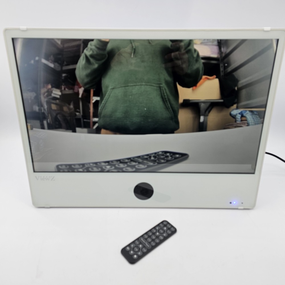 ViewZ VZ-PVM-I2W3N 23″ 1920×1080 IP PVM Based CCTV Monitor w 2MP Camera White