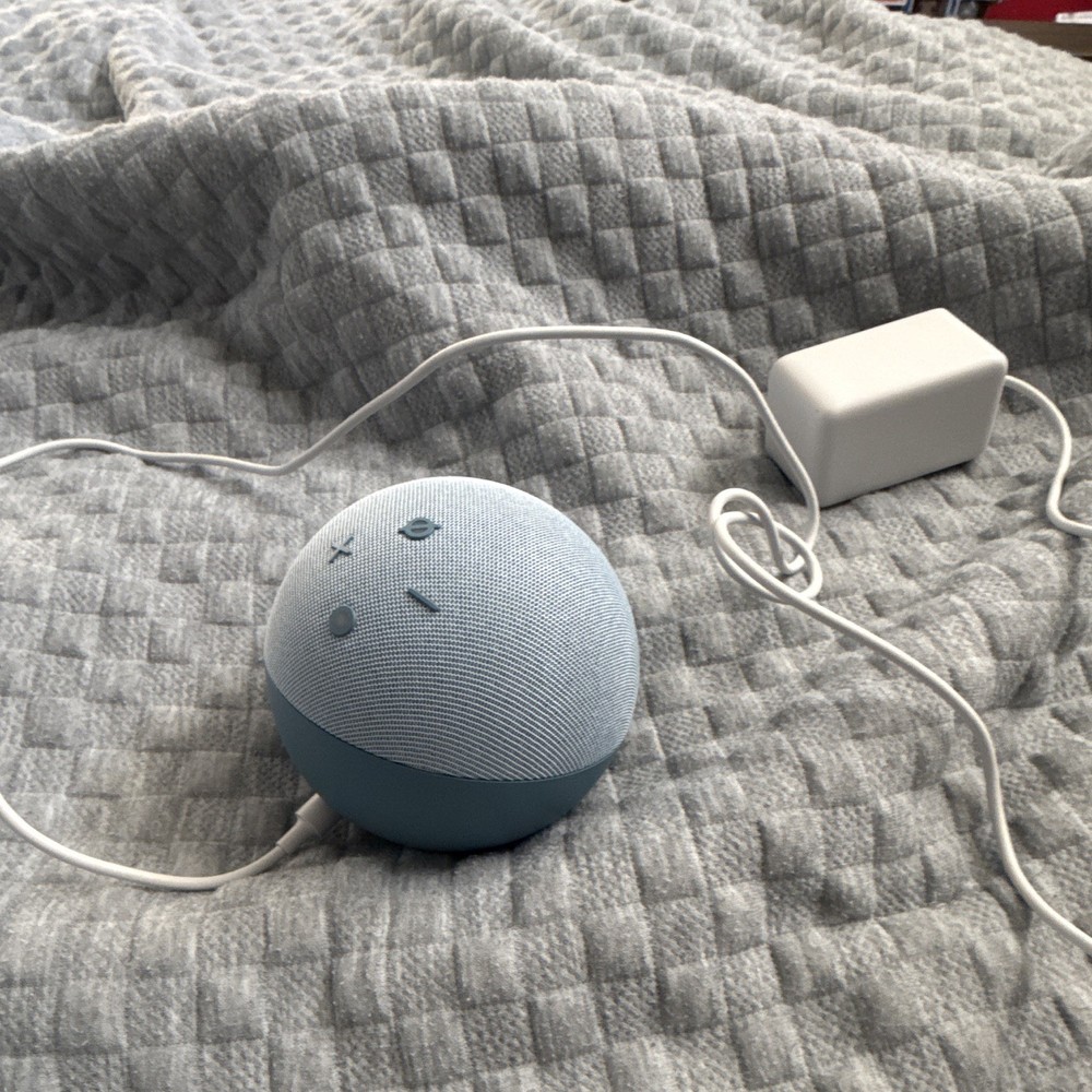 Amazon Echo Dot (4th Gen) Alexa Smart Speaker Sphere Blue Bluetooth Wi‑Fi USB