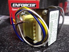SECO-LARM ST-UV24-W50Q Open-frame transformer, 24VAC/50VA (G)