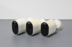 Arlo Ultra2 VMS5340-2BYNAS 4K Spotlight Cameras Security Bundle 3-Pack