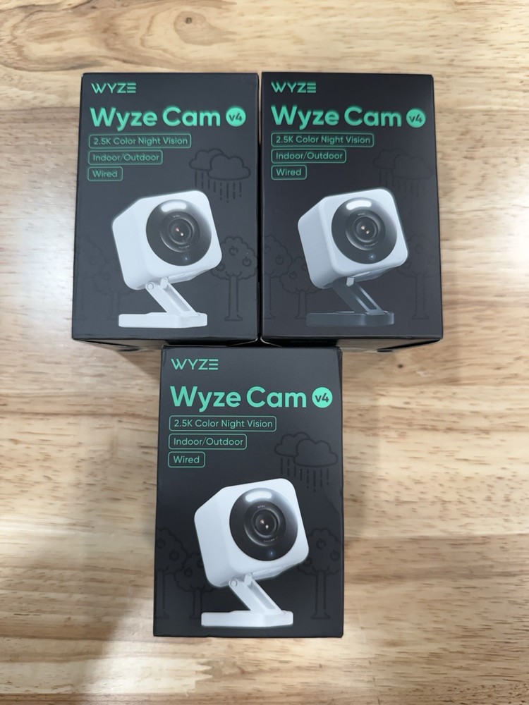 Wyze Cam v4 – 2.5K QHD Indoor/Outdoor WiFi Smart Security Camera