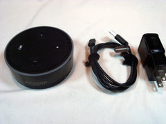 Amazon Echo Dot 2nd Generation Smart Speaker – Black (RS03QR) USB Cable/Adapter