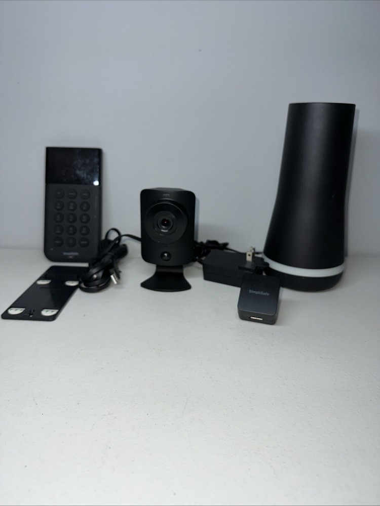 Simplisafe Security Camera, Keypad & Base Station FOR PARTS