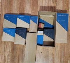 New SimpliSafe 13 Piece Security System With 2 SSCM1 Camera Sscs3 Sscs4