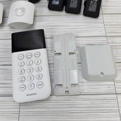 SimpliSafe Home Security System 3 Wireless Outdoor 1 Indoor Cameras 16 Pc BUNDLE