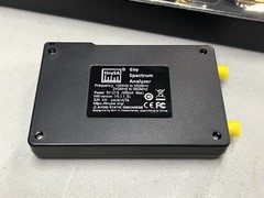 2.8in Display 100kHz to960MHz Hand held Tiny Spectrum Analyzer with ESD Proteced