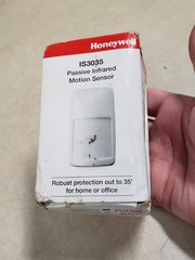 Honeywell IS3035 PIR Motion Sensor-White