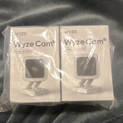 Wyze Cam v3 2-Pack 1080p Wi-Fi Indoor/Outdoor Cams Night Vision White