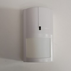 Z823 Wireless PIR Motion Detector Indoor Wall Mounted White ADT Compatible 12m