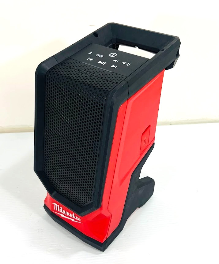 Milwaukee M18 Bluetooth Jobsite Speaker 2954-20**Tool Only***