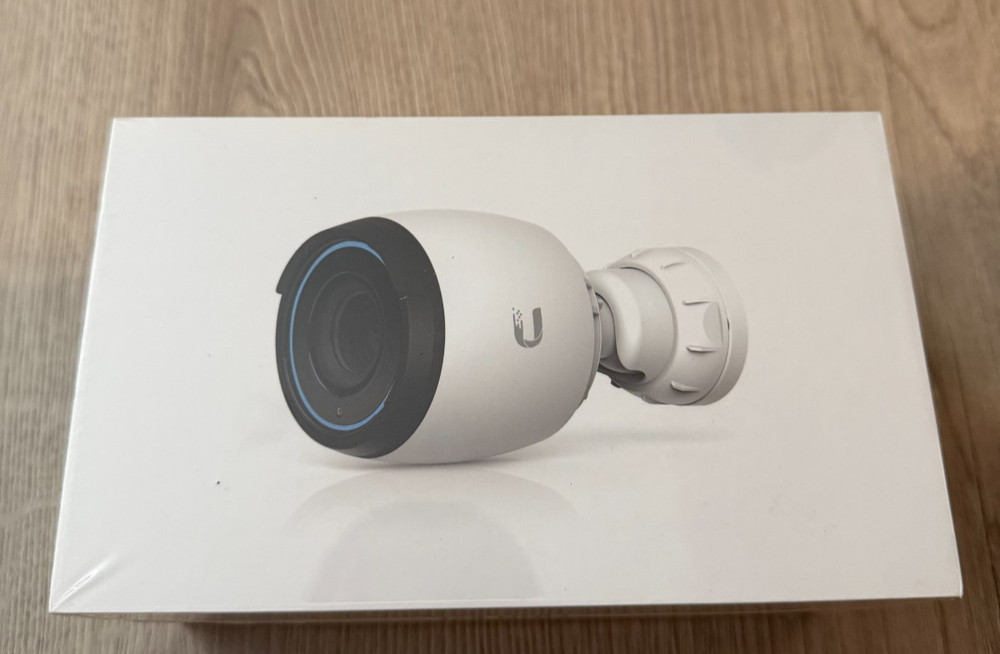 Ubiquiti UniFi G4 Pro UVC-G4-PRO 4K PoE IP Security Camera 3x Optical Zoom IP67