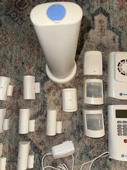 SimplySafe SecuritySystem BaseStation Keypad Panic Glass Break Motion Lot 17pc✅