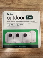 BLINK OUTDOOR 2K+ WIRELESS SECURITY 3 CAMERA SYSTEM – WHITE – Open Box