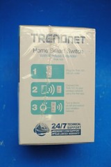 TRENDnet Cat. # THA-101 Home Smart Switch with Wireless Extender New In Box