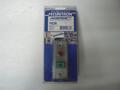 SECURITRON MAGNALOCK CORP. PB3N – PUSH BUTTON – 3/4″ RCT MOMENTARY NARROW STILE