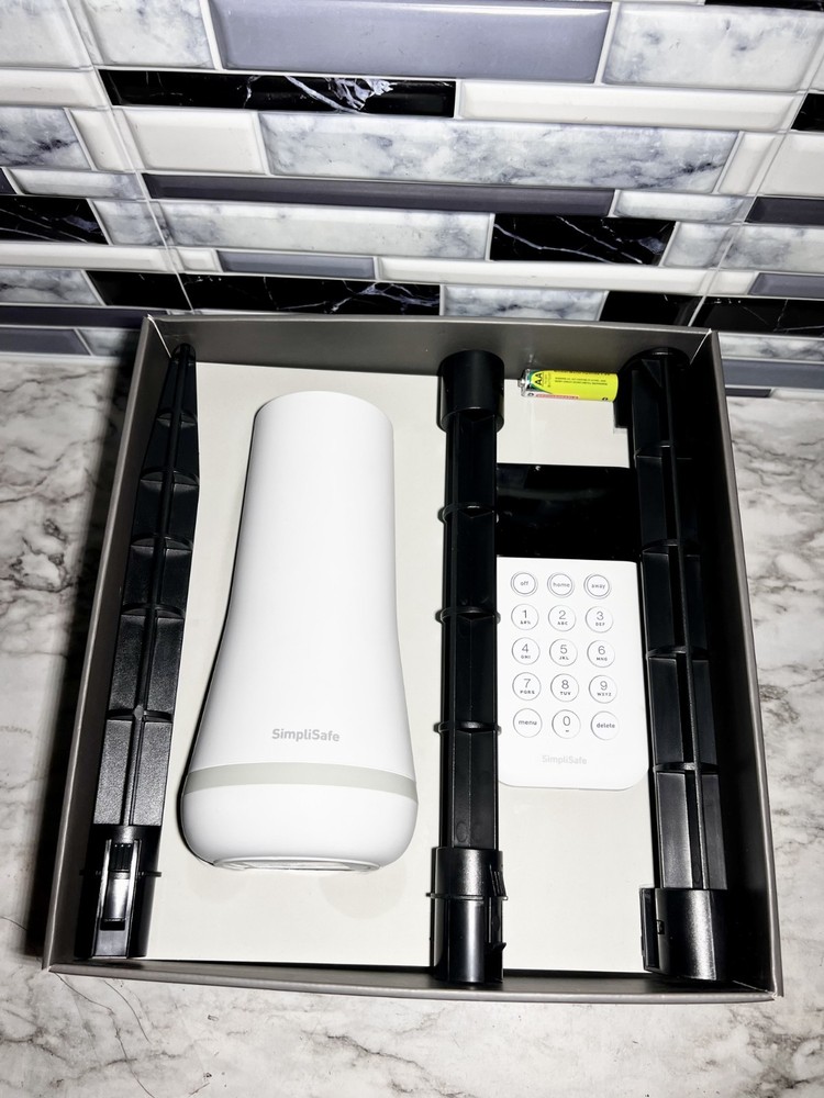 SIMPLISAFE SS3-02 Home Security System – White New Open Box