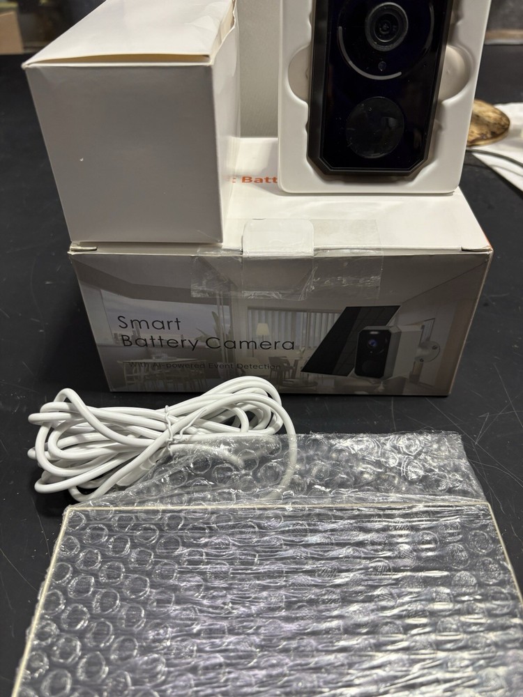 Solar Powered Smart Battery Camera