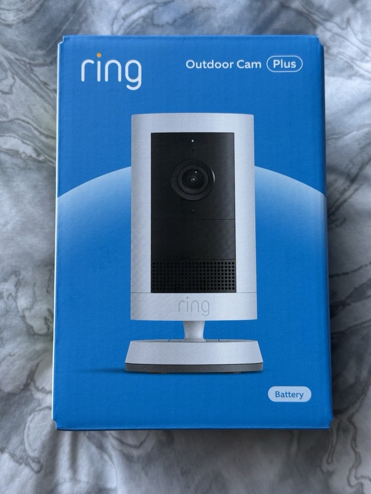 Ring Outdoor Cam Plus, Battery or Plug-In, Wide-Angle 2K Video (White)
