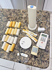 SimpliSafe Security System, 24 pieces, 1st Generation, Used Condition