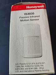 Honeywell IS3035 Wired PIR Motion Detector 40’x 56′ Hardwired Tamper White