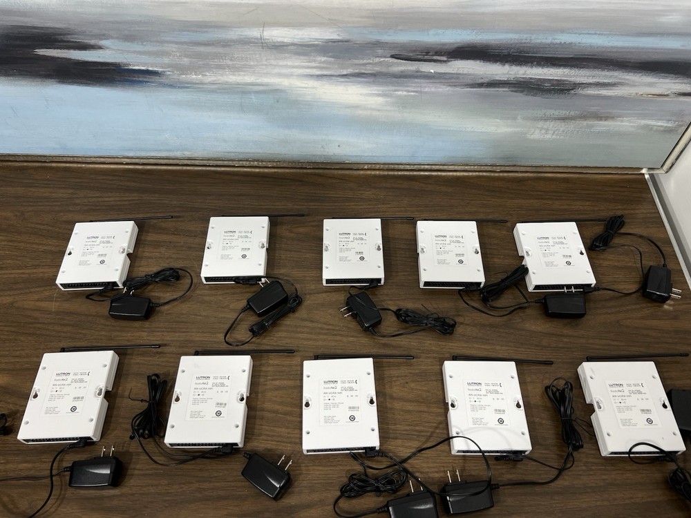 Lutron Visor Control Receiver – RadioRA2 | RR-VCRX-WH- ( PRICE FOR 1 UNIT )