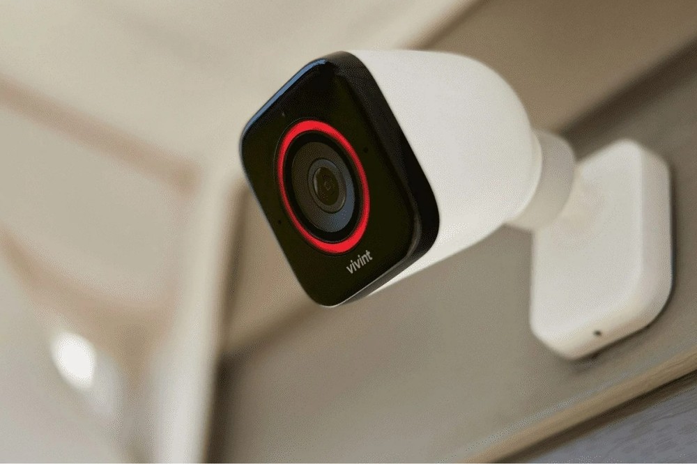 Vivint Outdoor Camera Pro Gen 2 VS-ODC350-WHT | 1080p FHD Smart Security Camera