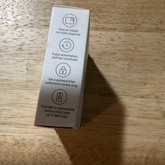 SwitchBot Bot Smart Switch Button Pusher Bluetooth Fingerbot White New in Box